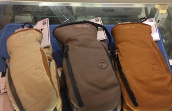 SWANYグローブの“フィット感抜群”な秘密とは？付け心地良好で冬を変える一品【当店販売中】